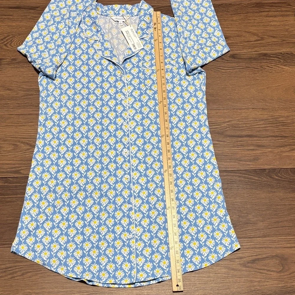 SKIMS Sky Blue Cotton Poplin Button Up Pajama Shirt L
